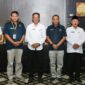 Pj Bupati Lotim, HM Juaini Taofik (tengah) didampingi Pj Sekda H Hasni, Kepala Bappeda Zaidar Rohman, Kepala Dinas PMD Salmun Rahman saat fose bersama Kepala KPP Pratama Praya, Widi Pramono dan Kepala KPPN Selong, Moch Isma Nur Choironi usai acara silaturrahmi di ruang kerja Pj Bupati Lotim, Rabu (6/3/2024).