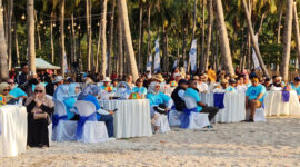 Suasana kegiatan Sail to Indonesia 2024 di Pantai Gelora Sumbawa.