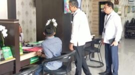 Kepala Perwakilan Ombudsman RI Provinsi NTB, Dwi Sudarsono saat melakukan sidak di PN Mataram.