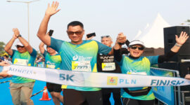 Suasana kegiatan PLN Electric Run 2024, di Scientia Square Park, Gading Serpong, Tangerang, pada Minggu (6/10/2024).