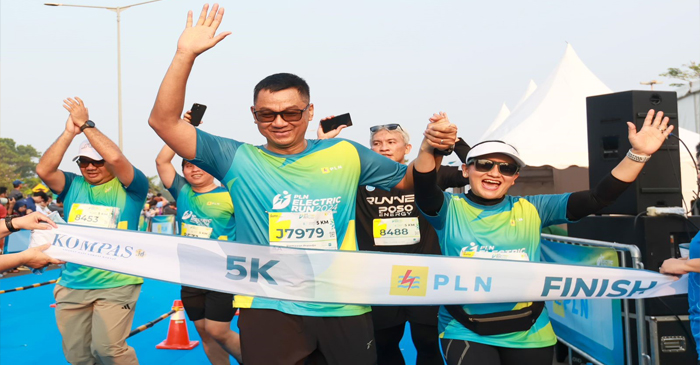 Suasana kegiatan PLN Electric Run 2024, di Scientia Square Park, Gading Serpong, Tangerang, pada Minggu (6/10/2024).