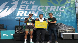 Ini pengemudi Ojol Prasejahtera yang memperoleh motor listrik di ajang PLN Electric Run 2024.