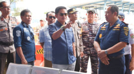 Pj Gubernur NTB, Hassanudin bersama rombongan saat meninjau high season atau musim ramainya kunjungan pariwisata di Gili Trawangan, Kabupaten Lombok Utara (KLU) menjelang tahun baru 2025, pada Sabtu (28/12/2024).