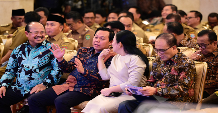 Ketua DPD RI, Sultan B Najamudin saat bincang-bincang bersama Ketua DPR RI, Puan Maharani.