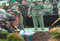 KSAD, Jenderal TNI Maruli Simanjuntak saat berada Makorem 162/WB, Jalan Lingkar Selatan Mataram.