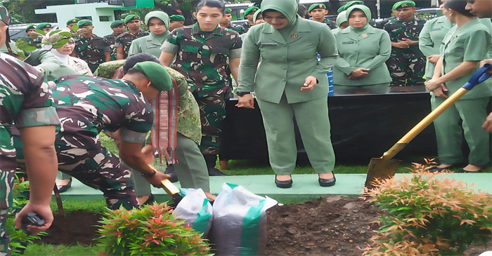 KSAD, Jenderal TNI Maruli Simanjuntak saat berada Makorem 162/WB, Jalan Lingkar Selatan Mataram.