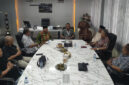 Suasana pertemuan di ruang rapat Direktur RSUD NTB.