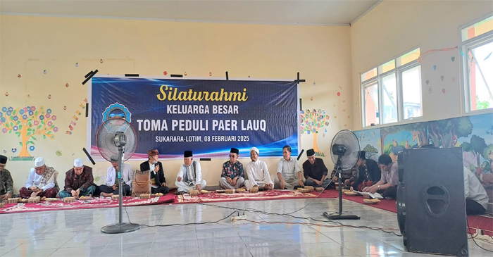 Suasana silaturahmi para tokoh Lombok Timur Selatan di Ponpes Dhia'ul Fikri, Desa Sukarara, Kecamatan Sakra Barat, Kabupaten Lombok Timur, pada Sabtu (8/2/2025).