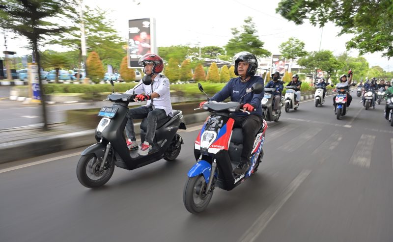 Ini tips aman dalam menghadapi kendaraan yang ngerem mendadak.