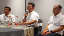 Regional CEO Bali dan Nusa Tenggara, Winardi Legowo (tengah) saat acara buka puasa bersama dengan sejumlah wartawan ekonomi di Prime Park Hotel, Jalan Udayana Mataram, Senin (17/3/2025).