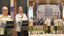 Suasana Bimtek Peningkatan Kapasitas Pelaksana Kegiatan Pemberantasan BKC Ilegal Tahun 2025 Pulau Sumbawa yang diselengarakan oleh Satpol PP Provinsi NTB, di Hotel Lombok Astoria Mataram, Rabu (12/3/2025).