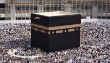 ilustrasi ka'bah di Makkah.