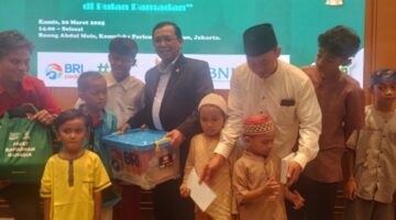 Suasana pemberian santunan kepada anak yatim piatu oleh KWP, di Ruang Abdul Muis, Kompleks Parlemen Senayan, Jakarta, pada Kamis (20/3/2025).