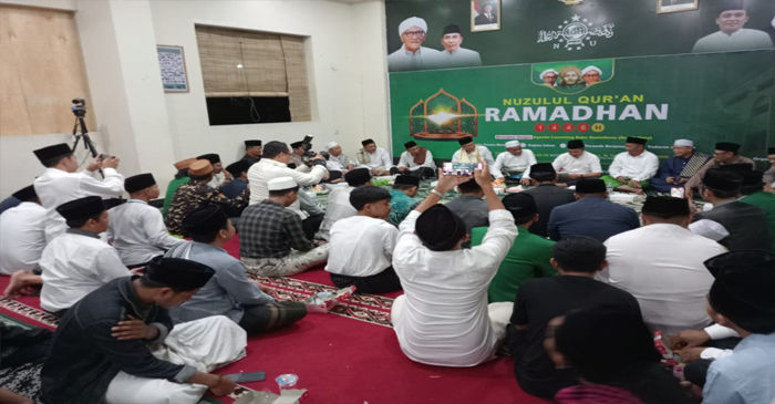 Suasana acara Nuzulul Quran, di Kantor PWNU NTB, pada Selasa malam (18/3/2025).