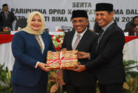 Wagub NTB, Hj Indah Dhamayanti Putri saat Sertijab Bupati dan Wabup Bima periode 2025–2030, di Kantor DPRD Kabupaten Bima, Rabu (12/3/2025).