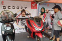 Ini sepeda motor scoopy.