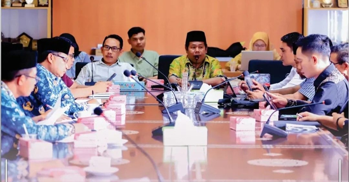 Suasana Raker OPD mitra bersama Komisi III DPRD Loteng.