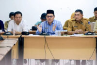 Ketua Komisi II DPRD Loteng, Lalu Muhamad Akhyar saat menerima audiensi LSM LAUK.