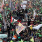 Suasana aksi aksi penyampaian aspirasi oleh mitra pengemudi, di Jakarta, Selasa (20/5/2025).
