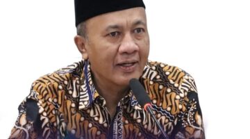 H Fauzan Khalid.