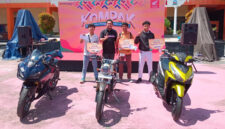Ini para siswa yang berhasil meraih juara KOMPAK (Kompetisi Pelajar Honda Lombok) yang digelar Astra Motor NTB.