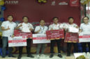 Para pemenang Final Technical Skill Contest Technician & Service Advisor 2025 tingkat Regional saat menerima hadiah.