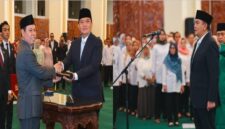Suasana pelantik Irjen Pol Mohammad Iqbal sebagai Sekjen DPD RI, di Gedung Nusantara IV, Kompleks Parlemen Senayan, Jakarta, pada Senin (19/5/2025).