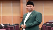 H Fahrurrozi Dahlan.