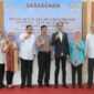 Suasana pose bersama di sela-sela acara sarasehan yang digelar Puskadaran Setjen DPD RI.
