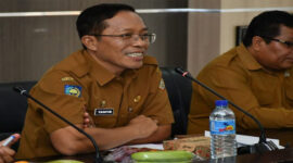 Sekda Lotim, HM Juaini Taofik saat membuka Bimtek, di Rupatama 2 Kantor Bupati Lotim, Senin (26/5/2025.