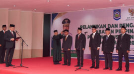 Ini Lima Komisioner BAZNAS NTB masa bakti 2025-2030 saat dilantik dan dikukuhkan oleh Gubernur NTB, Lalu Muahamad Iqbal.