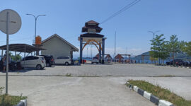 Dermaga Tawun, Desa Sekotong Barat, Kecamatan Sekotong, Kabupaten Lombok Barat.