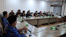 Kasta NTB saat hearing dengan Bappeda NTB.