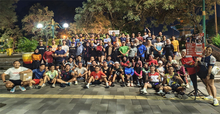 Komunitas Runjani saat pose bersama.