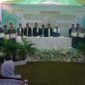 Suasana wisuda ratusan santri tahfiz Ponpes Nurul Ishlah Desa Ketangga Jeraeng, Kecamatan Keruak, Kabupaten Lombok Timur, Rabu (11/6/2025).