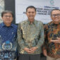 Ketua Komisi Penelitian, Ratifikasi, dan Pendataan Dewan Pers, Yogi Hadi Ismanto, MH (tengah).