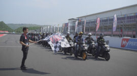 Suasana acara spesial bertajuk Honda Vario 160 yang digelar di Sirkuit Mandalika pada Juni yang bertepatan dengan event Mandalika Racing Series.