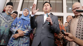 Ketua DPD RI, Sultan B Najamudin (dua dari kanan).