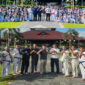 Atlet Tarung Derajat Kabupaten Lombok Barat pose bersama usai latihan di Bencingah Agung, Kompleks Kantor Bupati Lombok Barat.