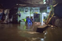 Banjir melanda sejumlah wilayah di Kabupaten Lombok Barat.