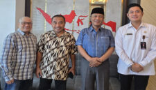 DARI KANAN: Rafi, H Fauzan Khalid, Moh Hafizni, dan Rasyid.