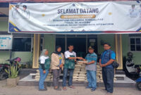  Astra Group Mataram melalui program CSR menyalurkan bantuan sembako kepada warga yang terdampak banjir di wilayah Kelurahan Selagalas. 