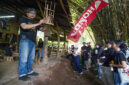 Para peserta yang tergabung dalam binaan Sekolah Satu Hati (SSH) dari wilayah Jakarta dan Jabar, diajak untuk menjaga dan mempopulerkan budaya angklung ke masyarakat dalam negeri hingga mancanegara.