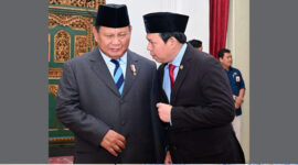 Ketua DPD RI, Sultan B Najamudin (kanan) saat bersama Presiden Prabowo Subianto (kiri).