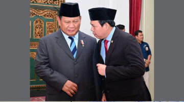 Ketua DPD RI, Sultan B Najamudin (kanan) saat bersama Presiden Prabowo Subianto (kiri).
