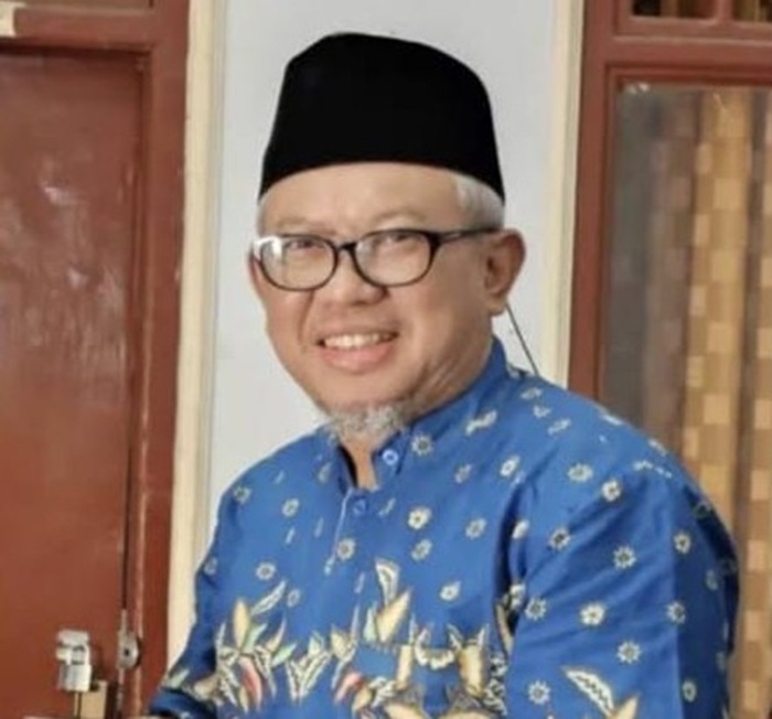 Dr Muazzar Habibi.