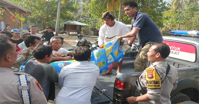 Ini jasad korban lansia yang ditemukan wisatawan asing di Pantai Melase Batu Layar.