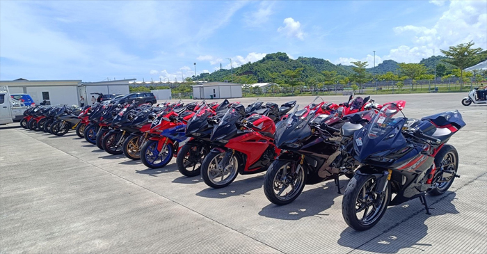 Puluhan club motor Honda gaungkan komitmen pelopor keselamatan berkendara.