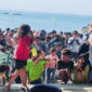 Bupati Lotim, H Hairul Warisin saat memberikan sambutan pada acara penutupan Festival Balap Sampan Tradisional se-Pulau Lombok, di Pantai Ekas Buana, Kecamatan Jerowaru, Ahad (3/8/2025).
