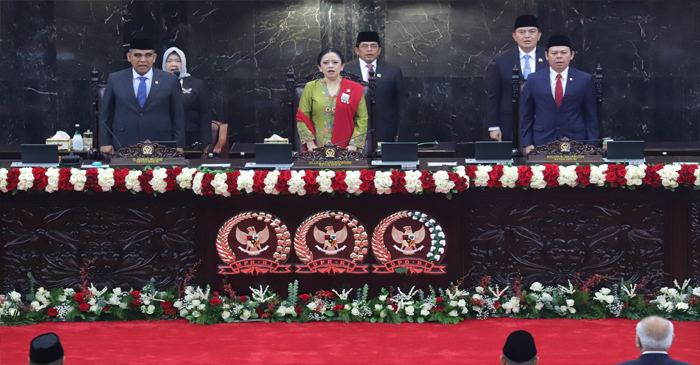 Ketua DPD RI, Sultan B Najamudin (depan kanan) saat menghadiri Sidang Tahunan MPR RI, Sidang Bersama DPR dan DPD RI, di Kompleks Parlemen Senayan, Jakarta, Jumat (15/8/2025).